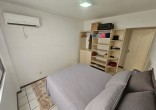 Apartamento locação anual meia praia