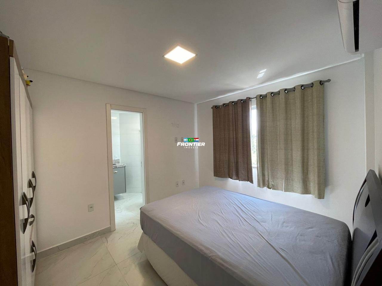 02 Su�tes aluguel anual mobiliado Porto Belo SC.