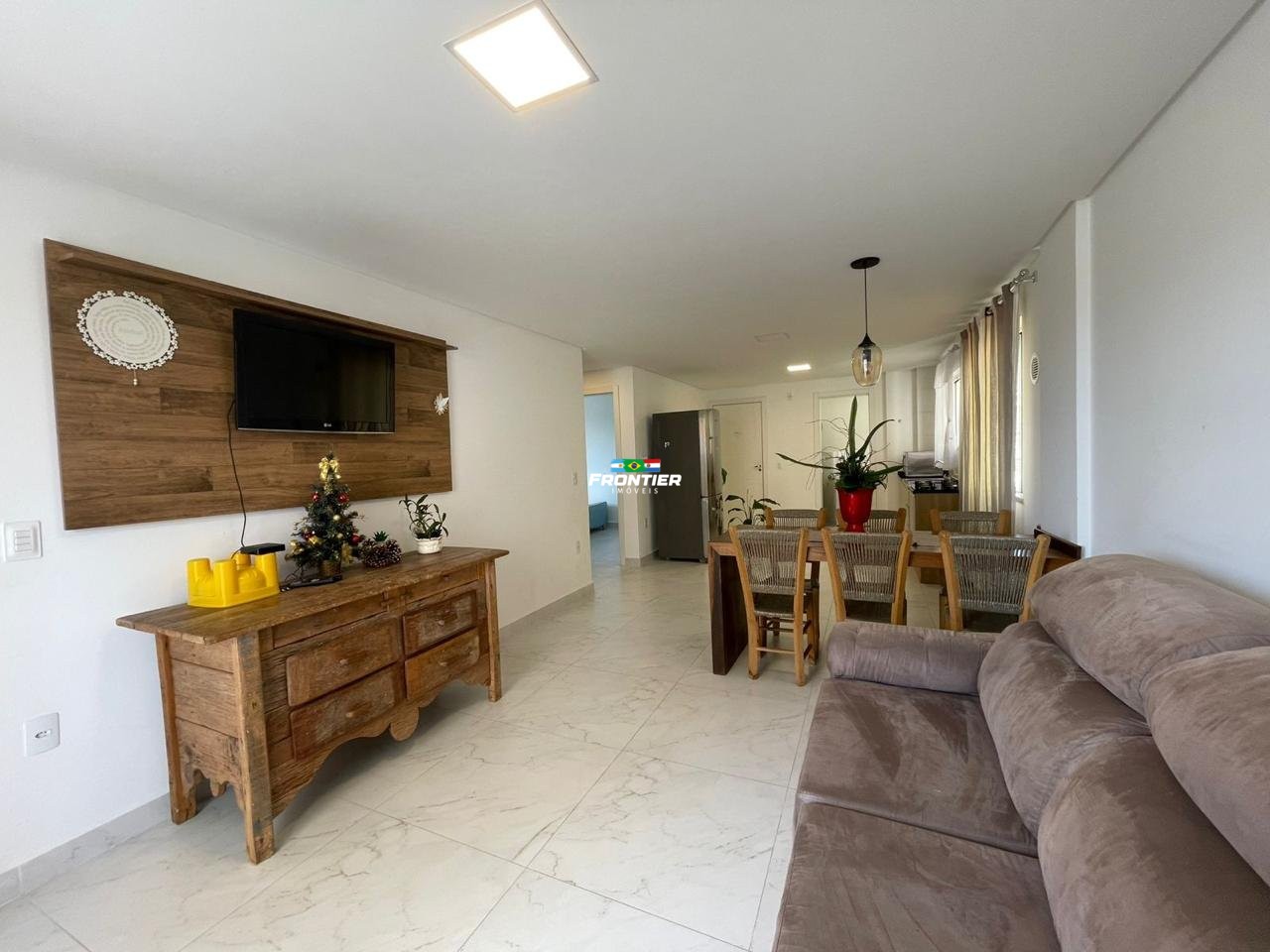 02 Su�tes aluguel anual mobiliado Porto Belo SC.