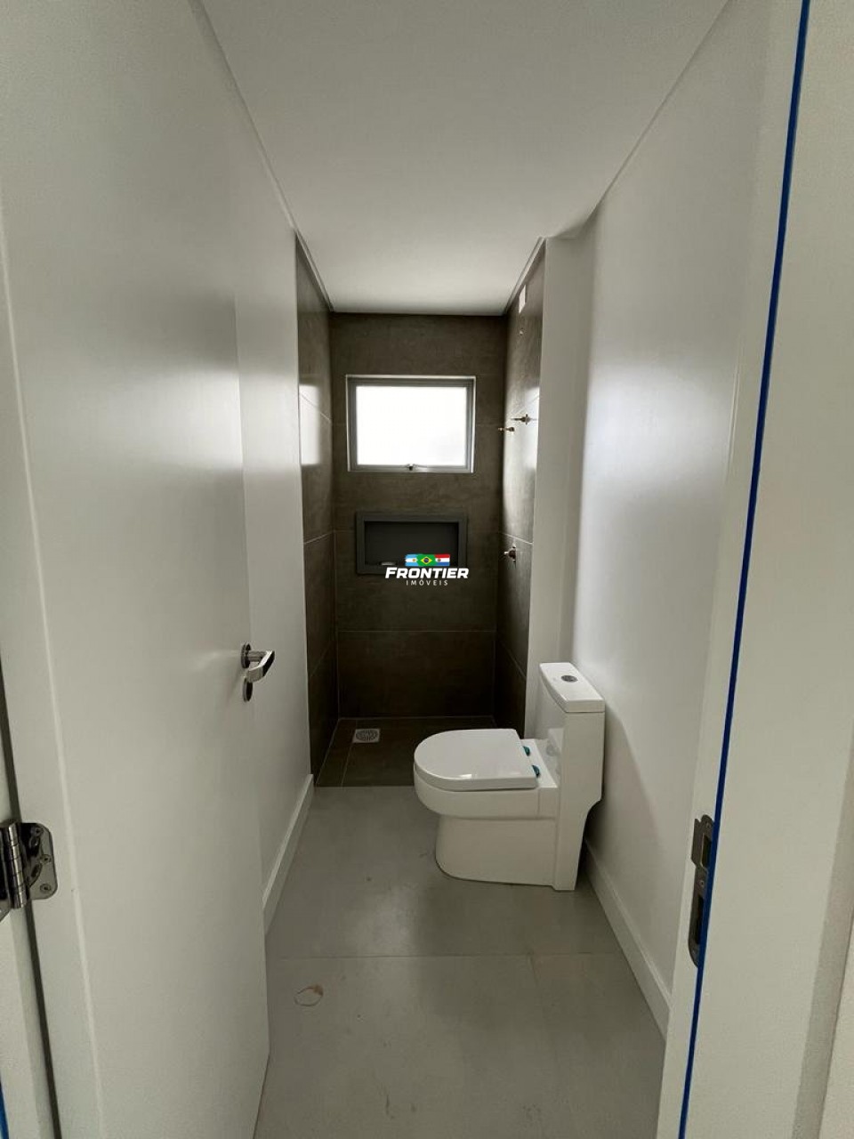 02 Su�tes pronto, Bal. Perequ�