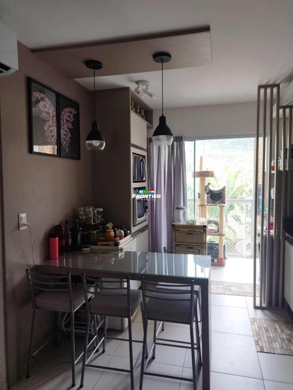 02 quartos, 50% de entrada, saldo em 30x