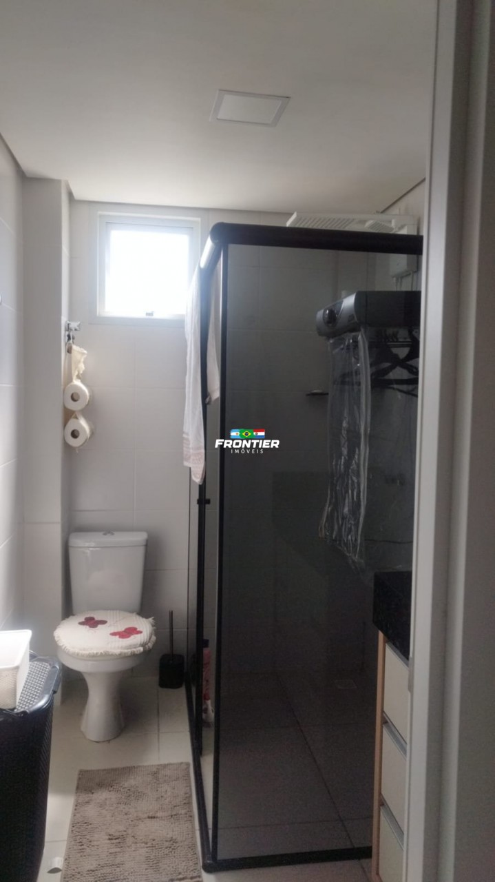 02 quartos, 50% de entrada, saldo em 30x