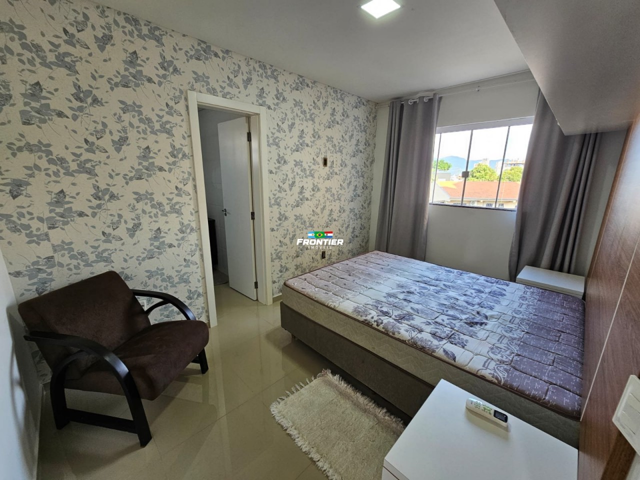 Apto mobiliado 02 Quartos Bal. Perequ�