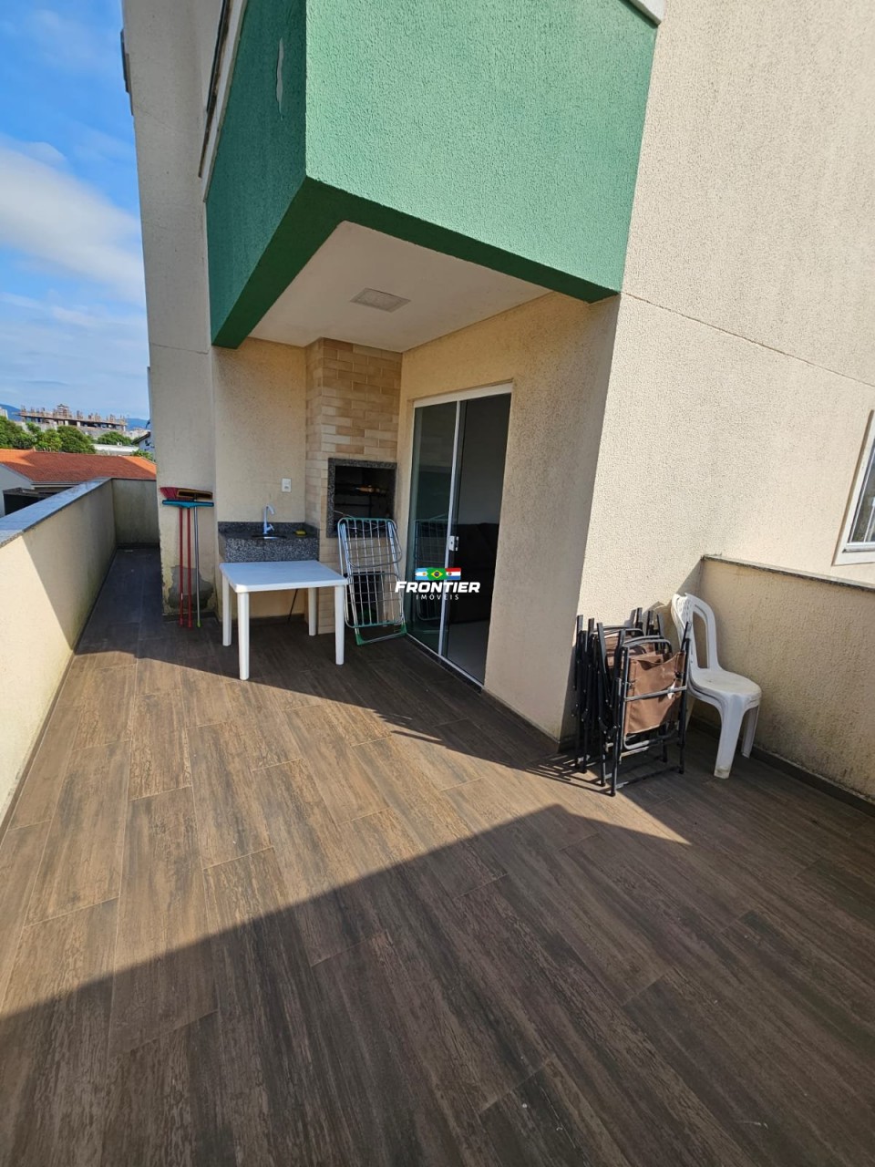 Apto mobiliado 02 Quartos Bal. Perequ�