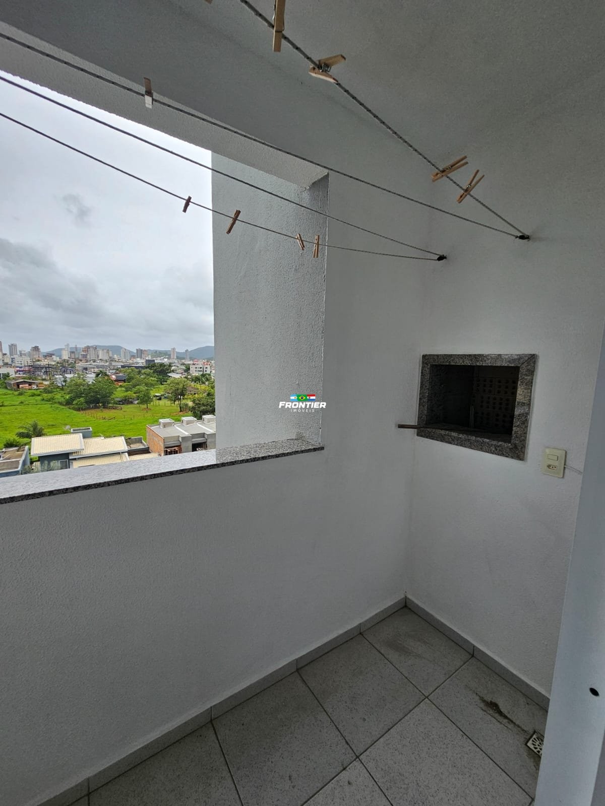 Apto 02 quartos  mobiliado no Perequ