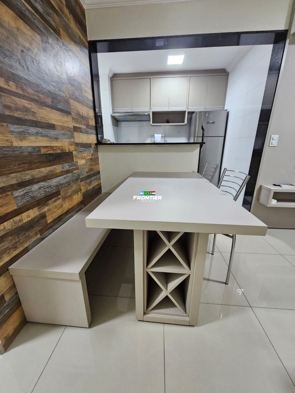Apartamento t�rreo � venda no Centro de Foz