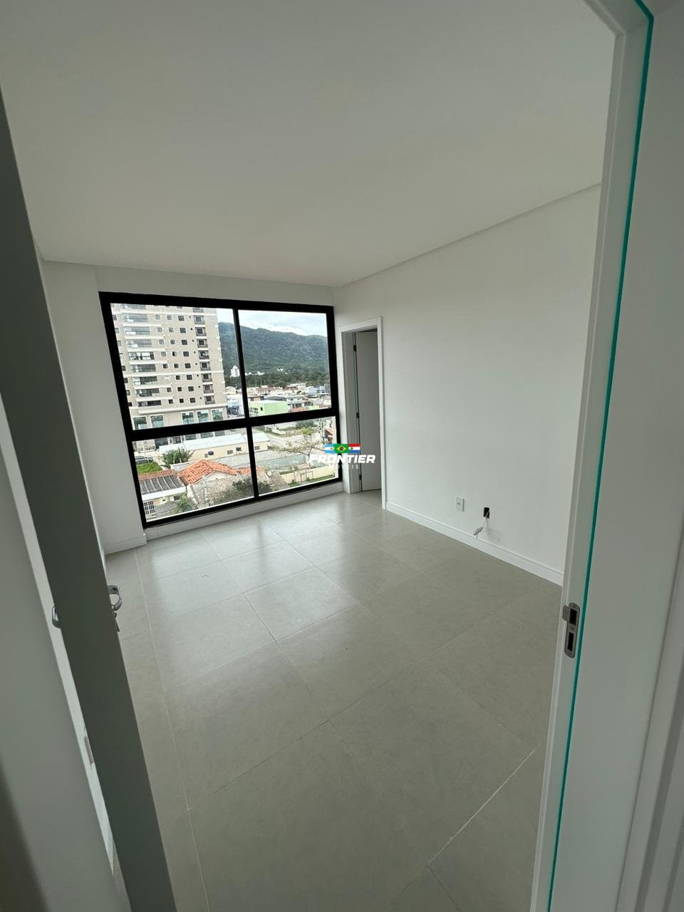 02 Su�tes pronto para morar