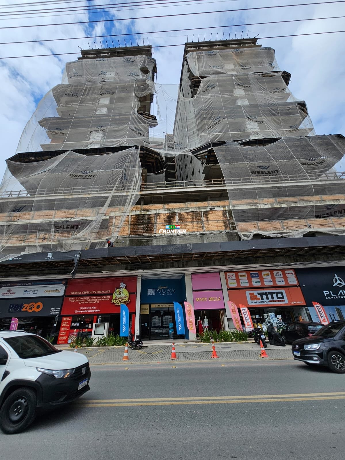 02 Sute Frente Avenida Perequ