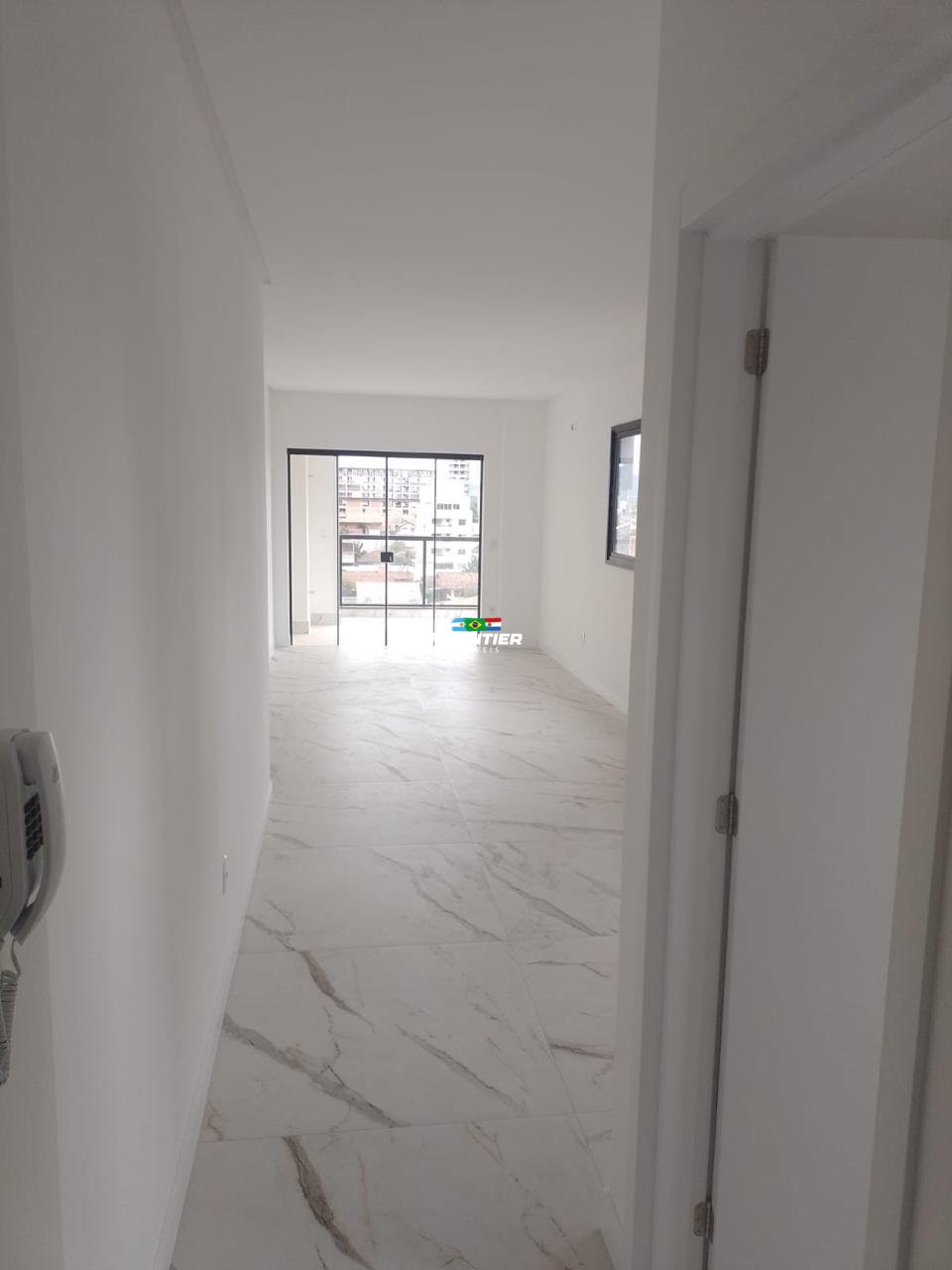 03 Quartos � 350 metros do mar Perequ�