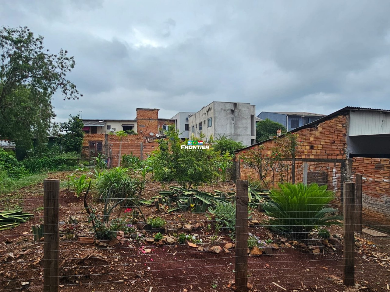 Casa com 02 lotes a venda Porto Meira 