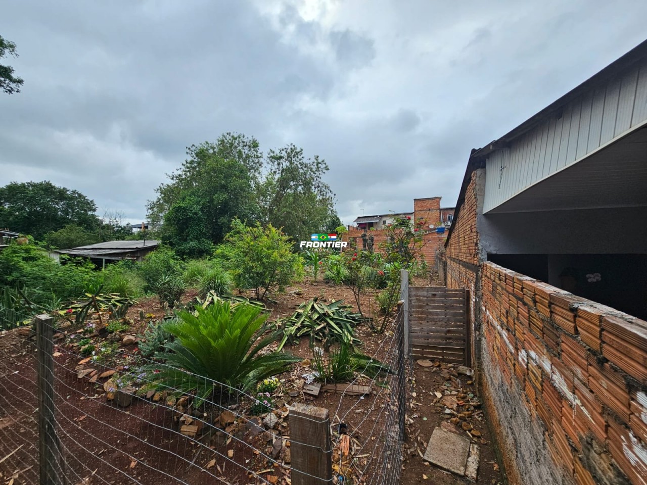 Casa com 02 lotes a venda Porto Meira 