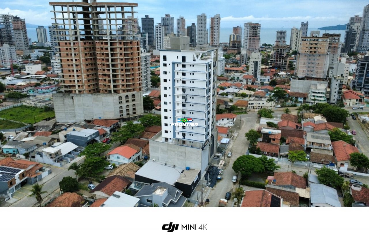 Sala comercial Bal. Perequ� Porto Belo SC