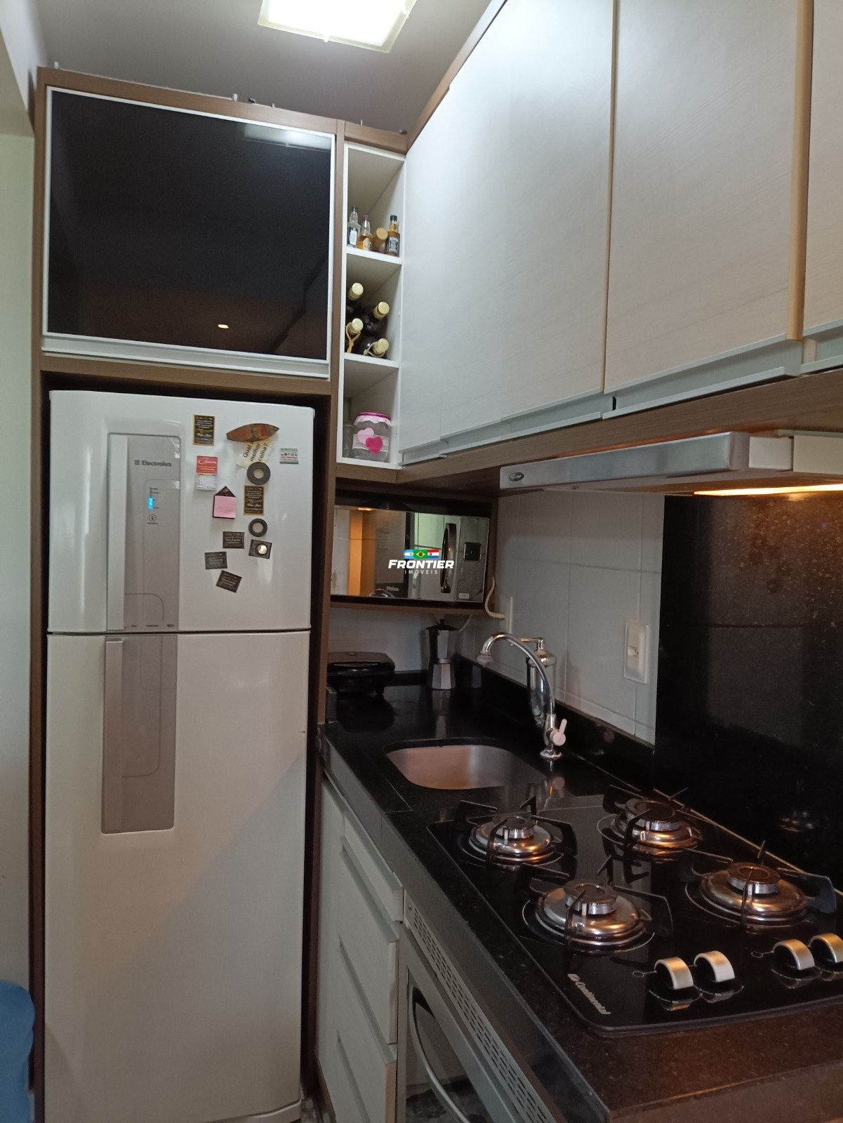 Apartamento mobiliado 02 quartos perequ