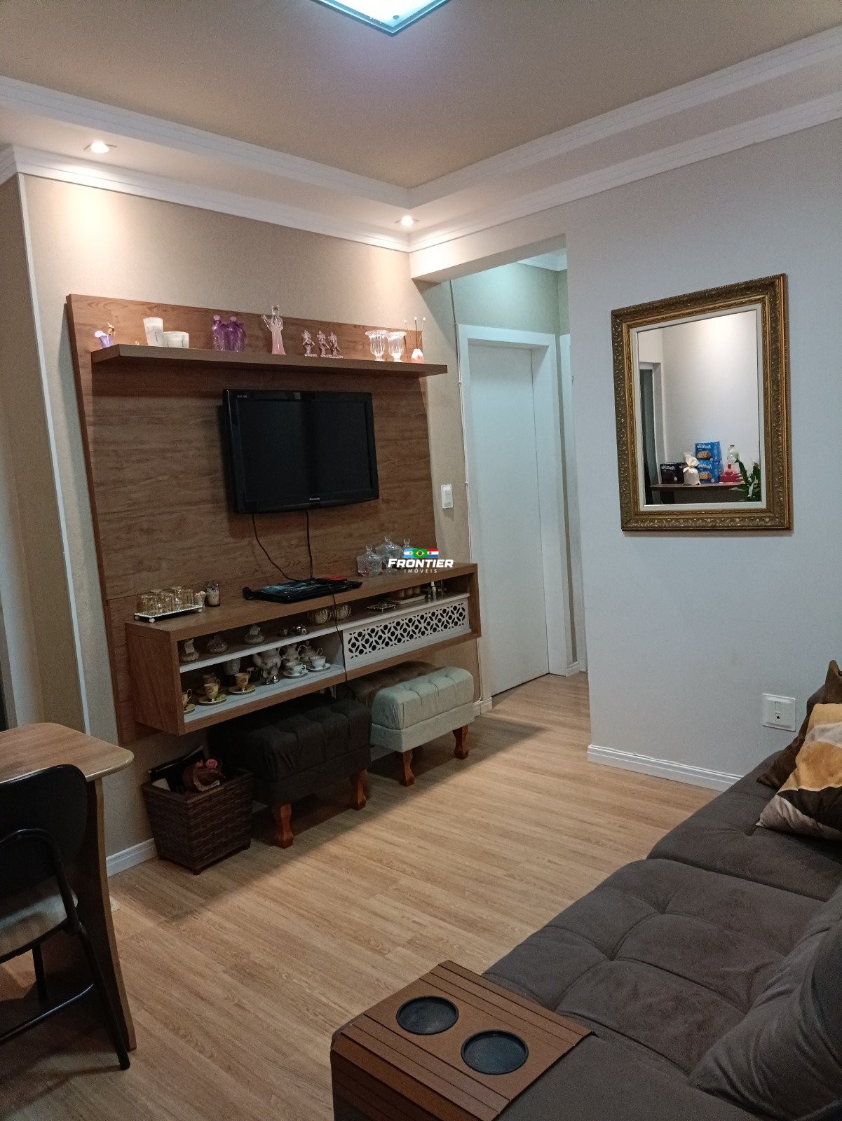 Apartamento mobiliado 02 quartos perequ