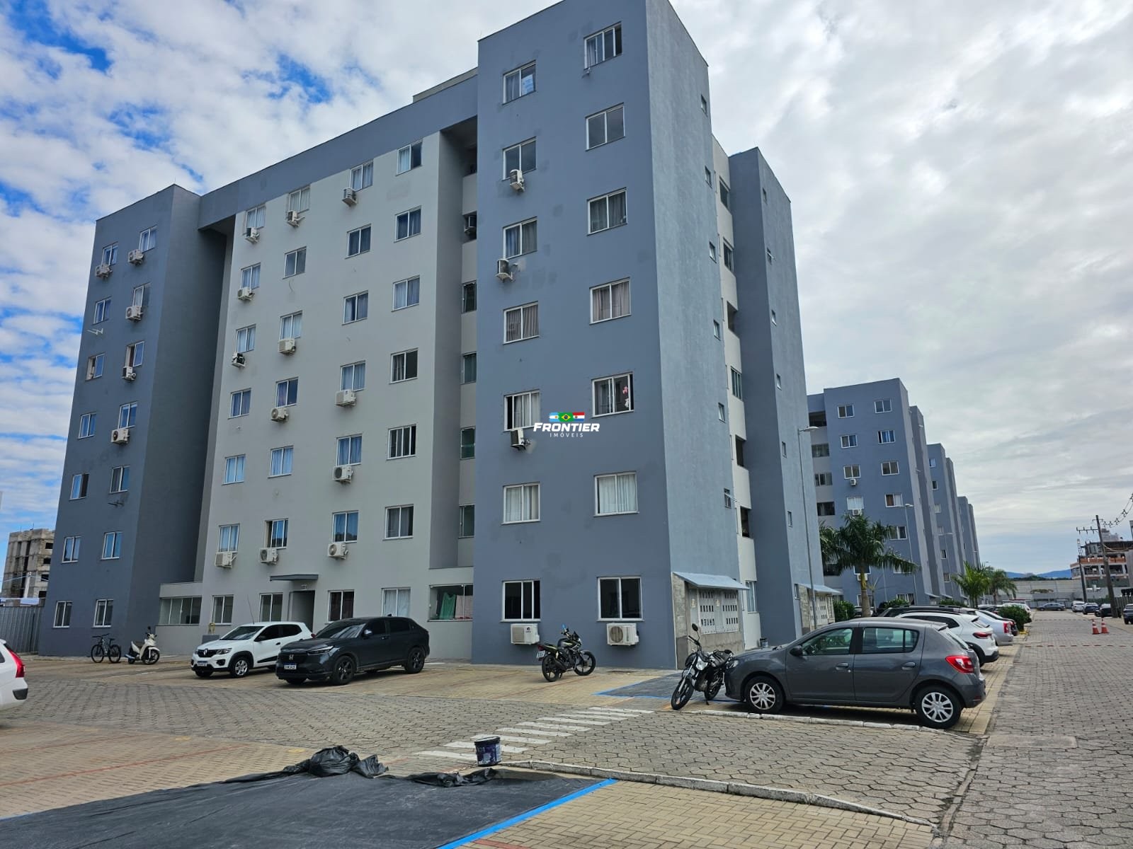 Apartamento mobiliado 02 quartos perequ