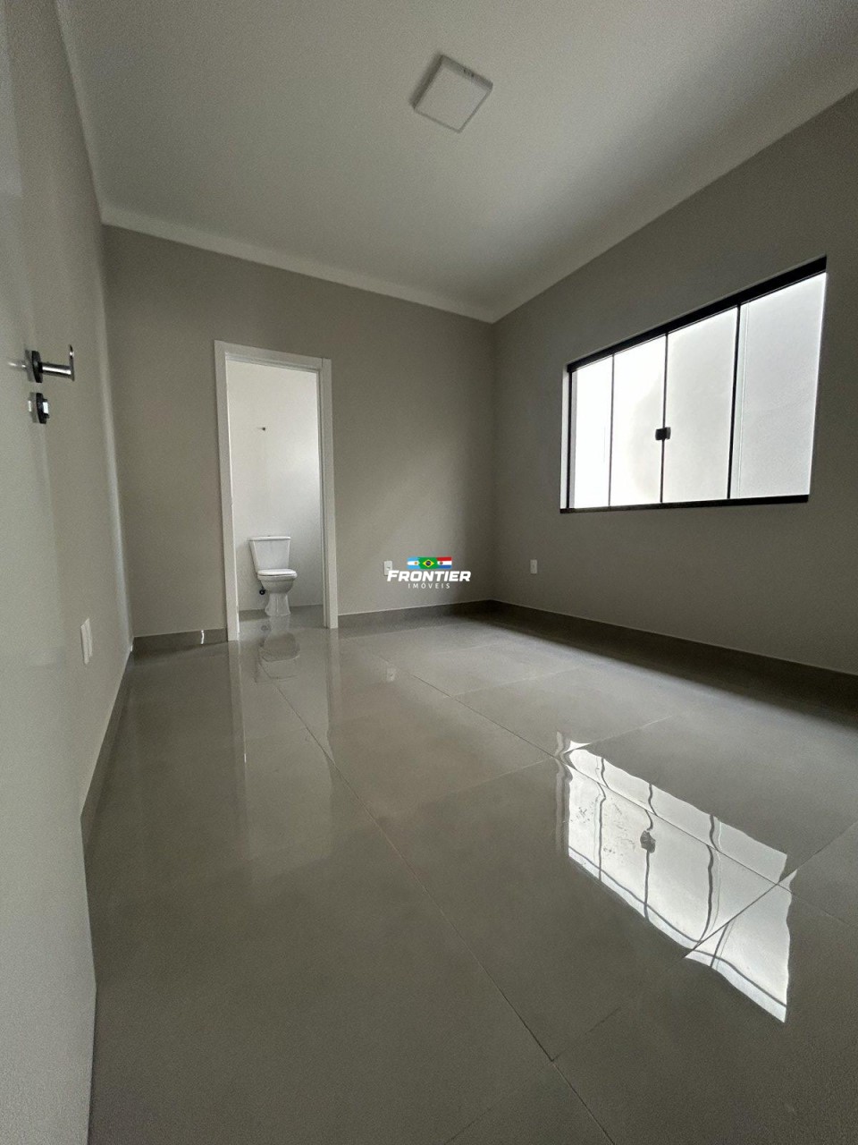 Casa no bairro areias 02 quartos