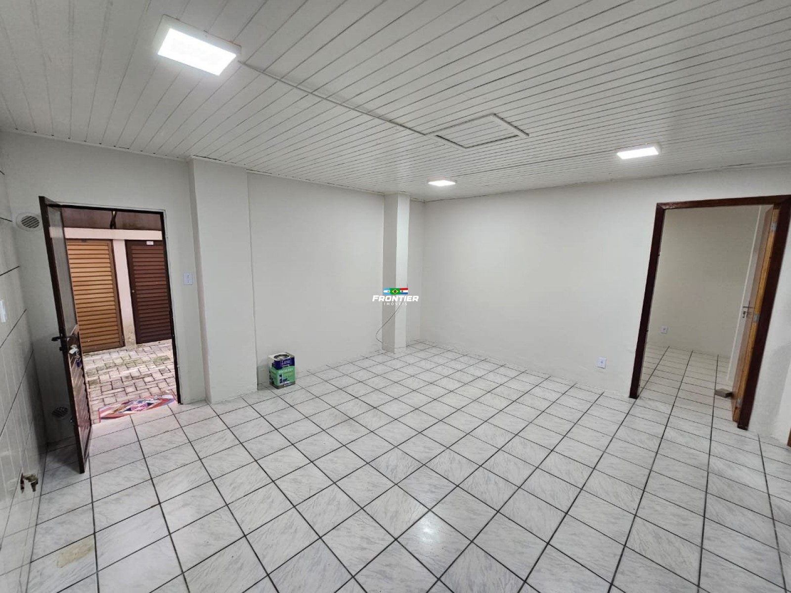 Apartamento trreo meia praia