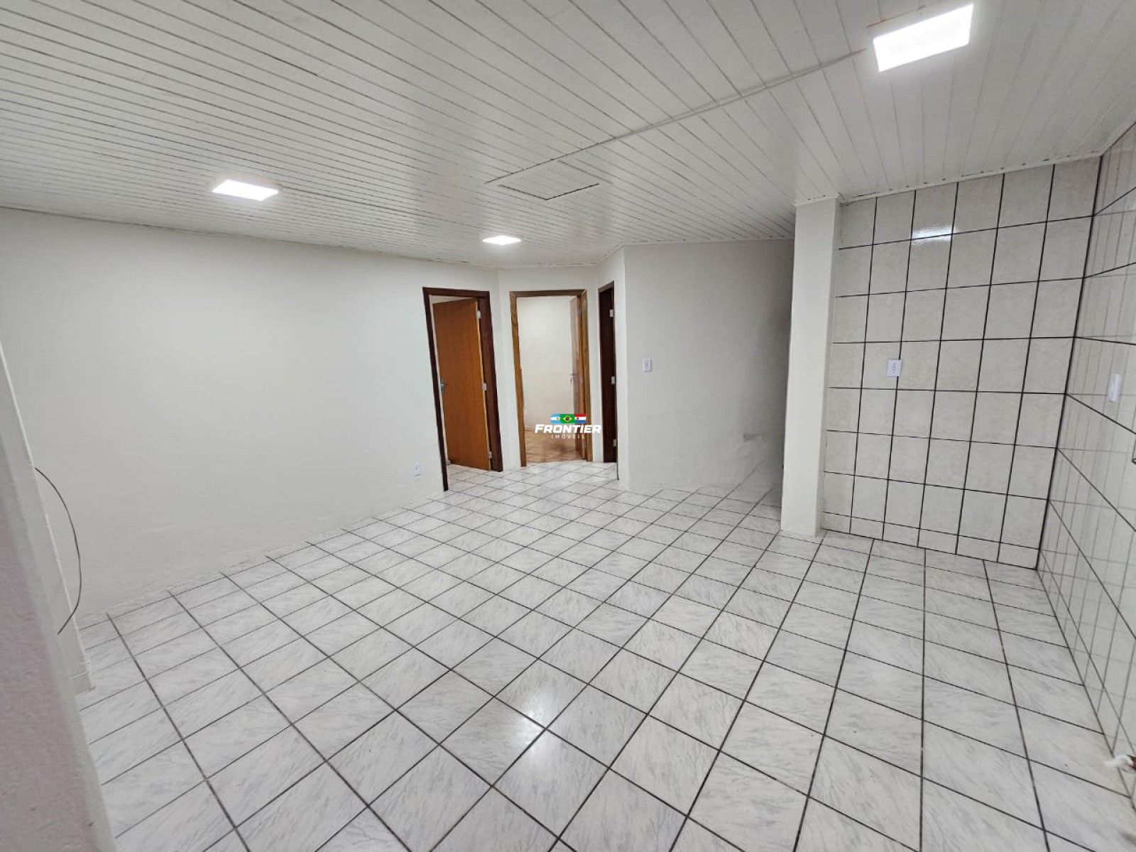 Apartamento trreo meia praia