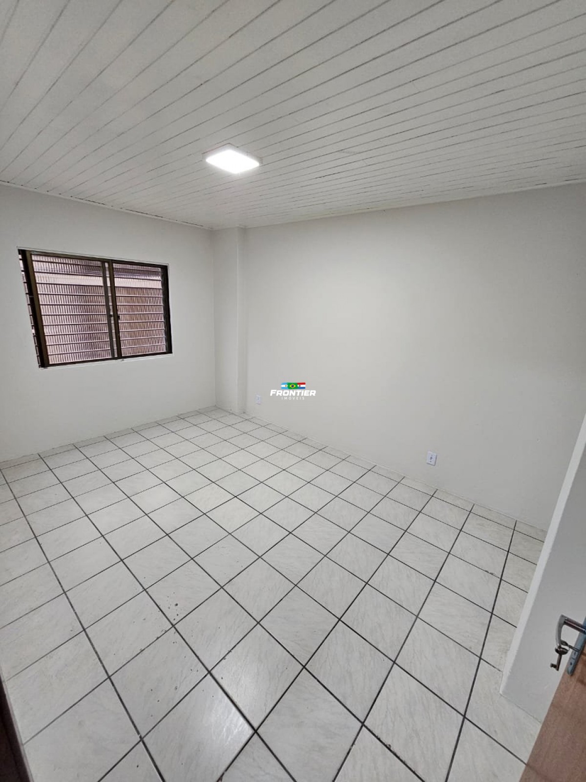 Apartamento trreo meia praia