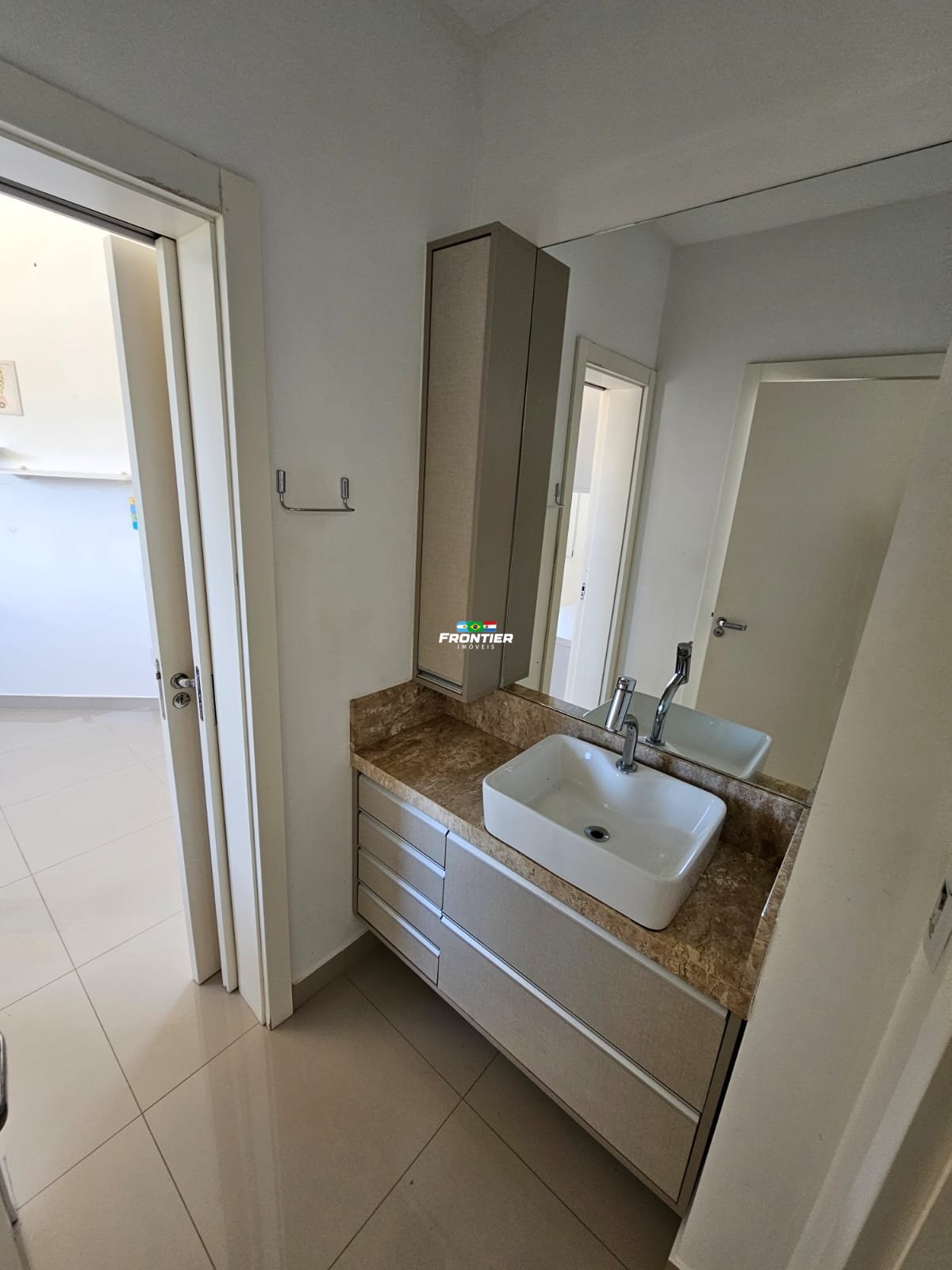 03 Quartos  250 metros do mar Bal. Perequ