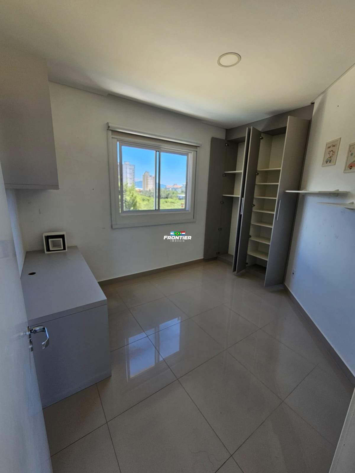 Loca��o anual Bal. Perequ�, 03 quartos