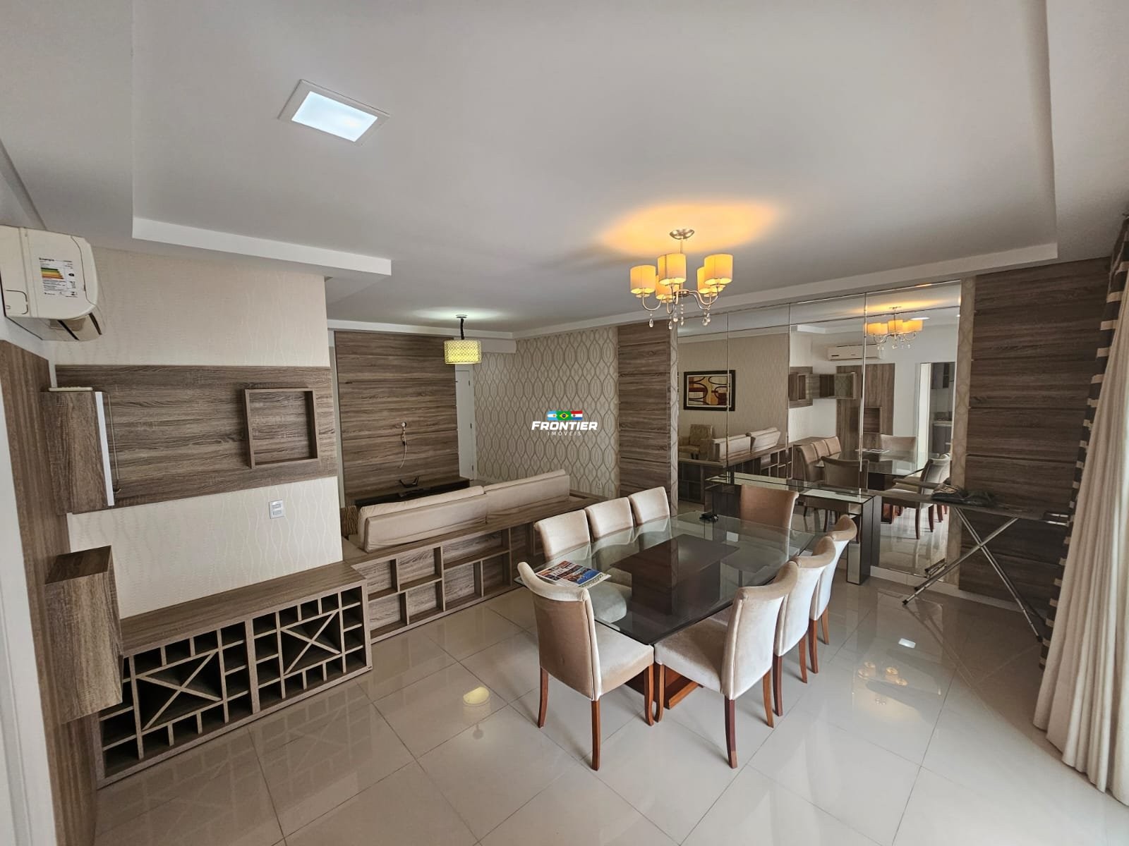 Loca��o anual 03 quartos Meia Praia