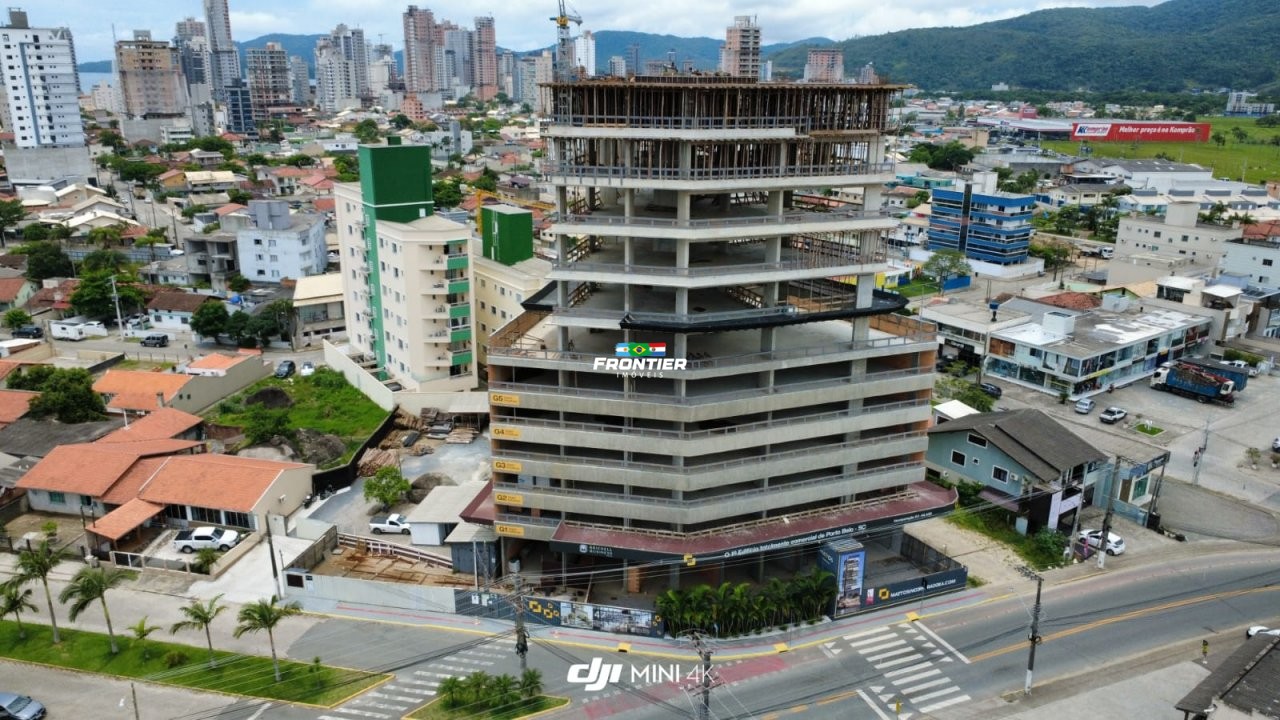 Sala comercial frente avenida