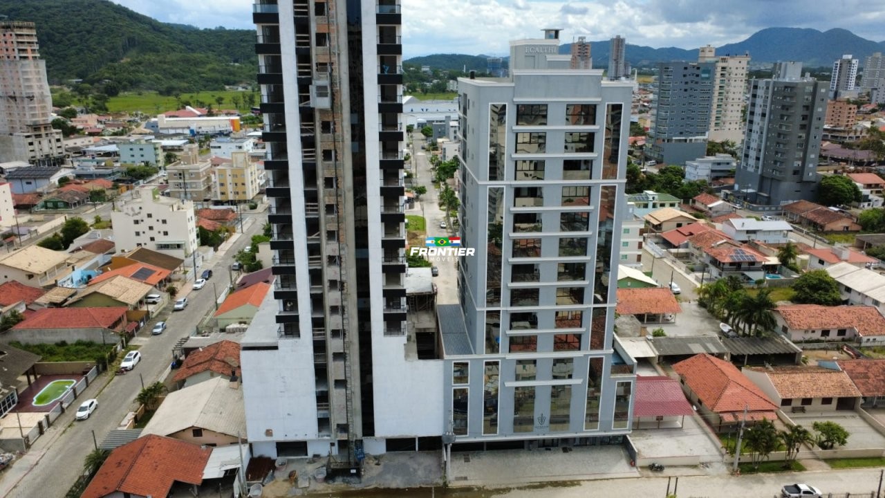 Loft em Porto Belo, Bal. Perequ�