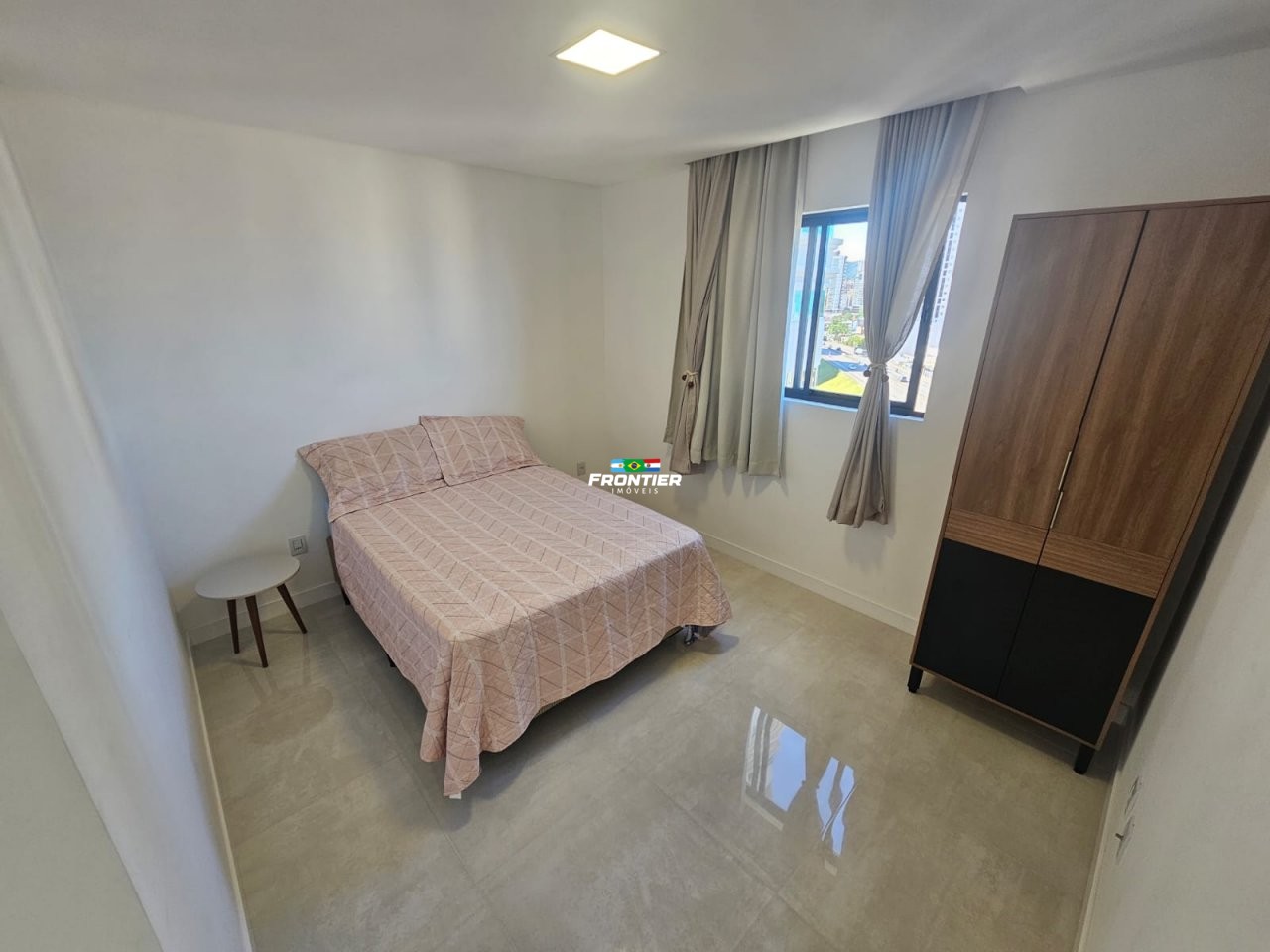 Loca��o anual Itapema SC.