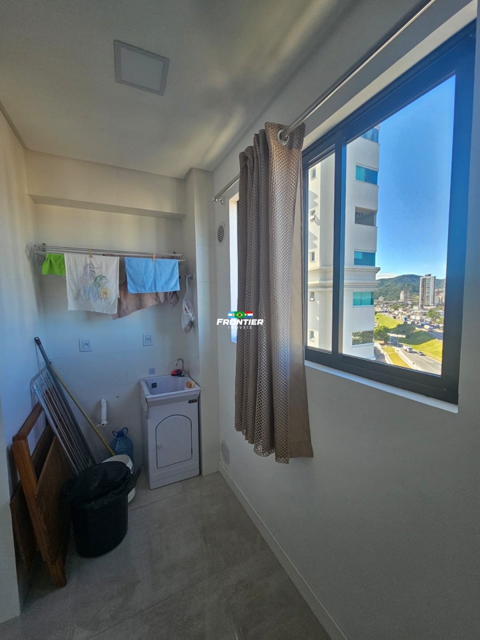 Loca��o anual Itapema SC.