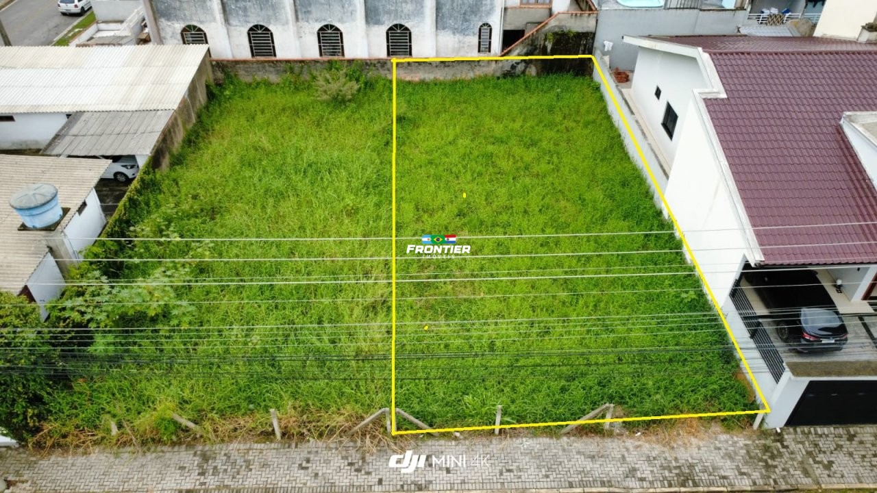 Lote � venda centro de Porto Belo 