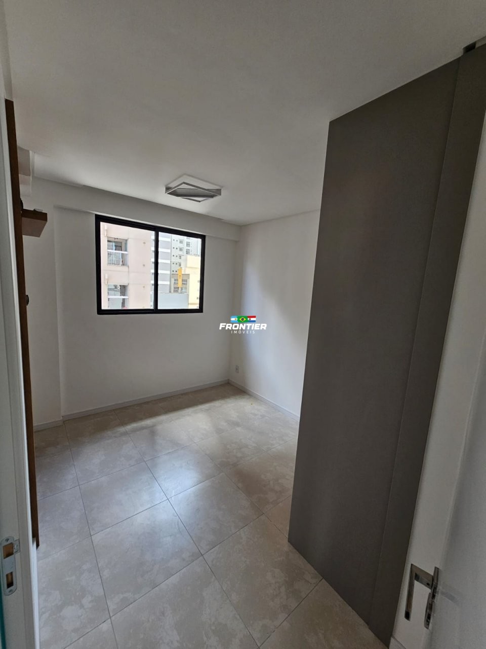 Loca��o anual em Itapema SC