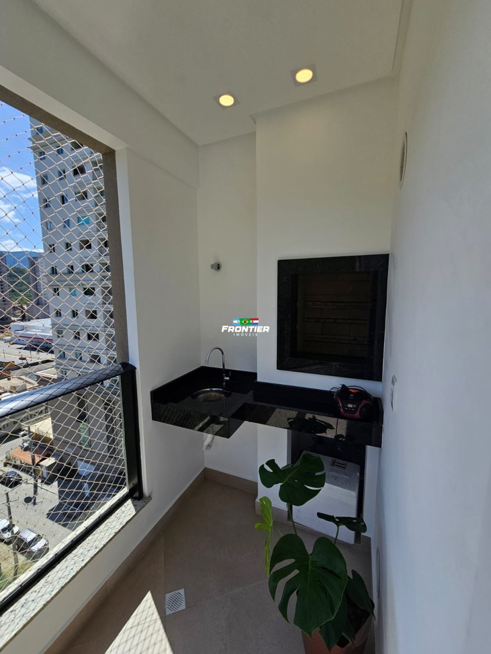 Loca��o anual 2 quartos em Itapema SC.