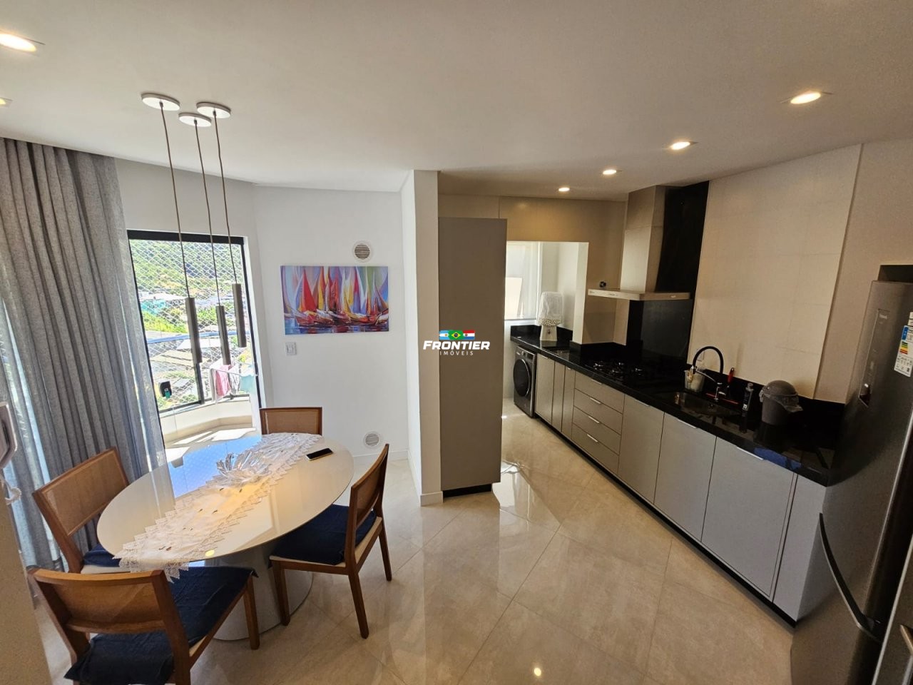 Loca��o anual 2 quartos em Itapema SC.