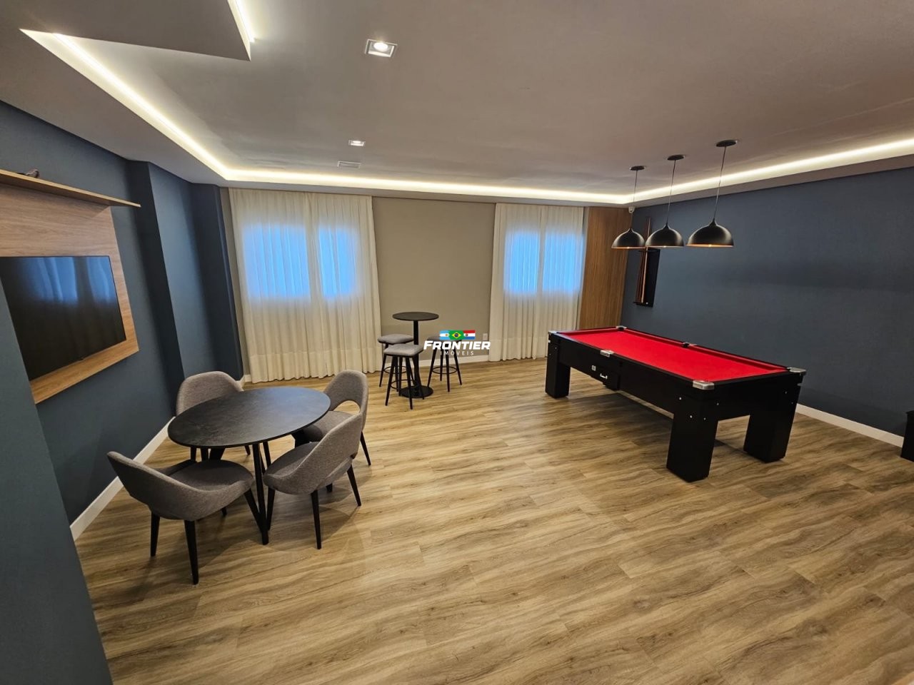 Loca��o anual 2 quartos em Itapema SC.