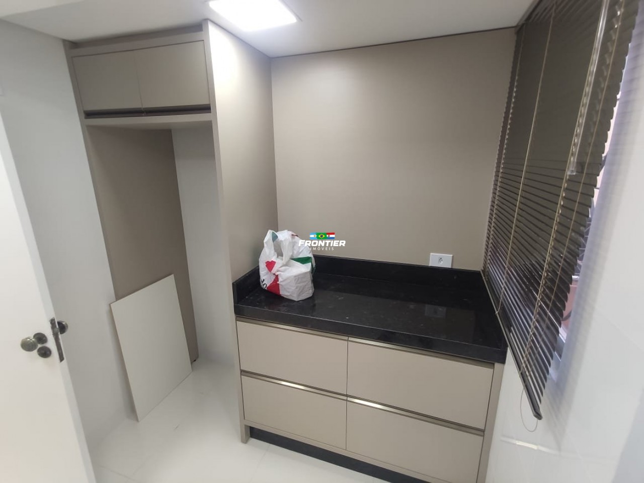 Apartamento � venda 3 quartos Centro de Foz