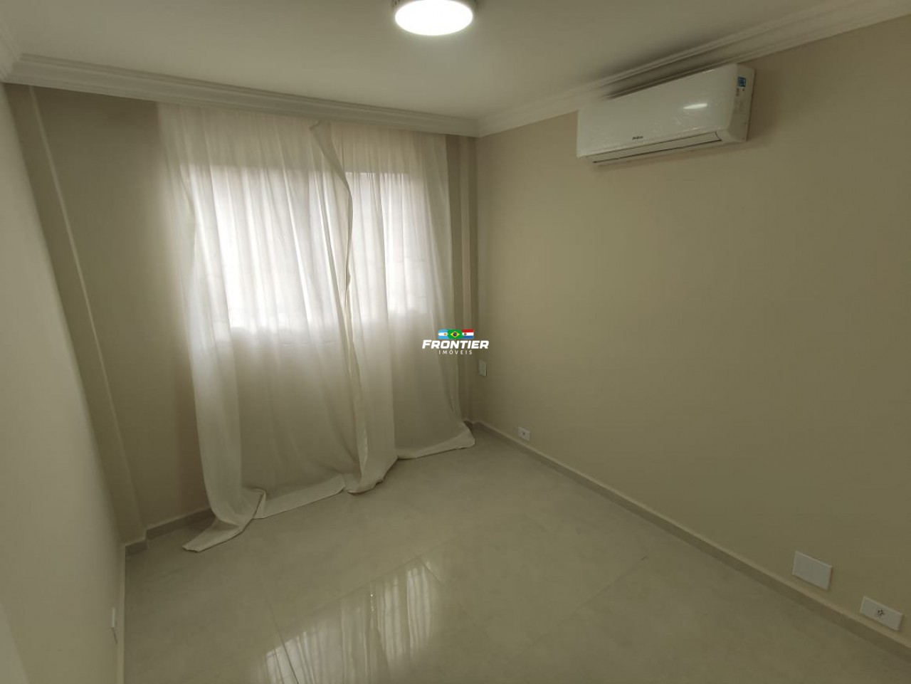 Apartamento � venda 3 quartos Centro de Foz