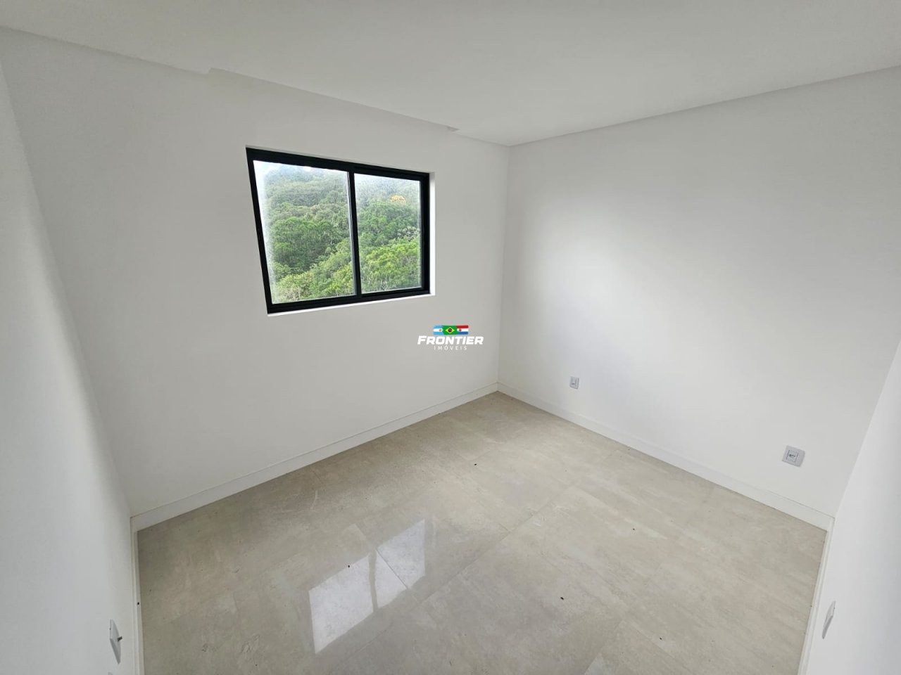 Loca��o anual   Itapema SC.