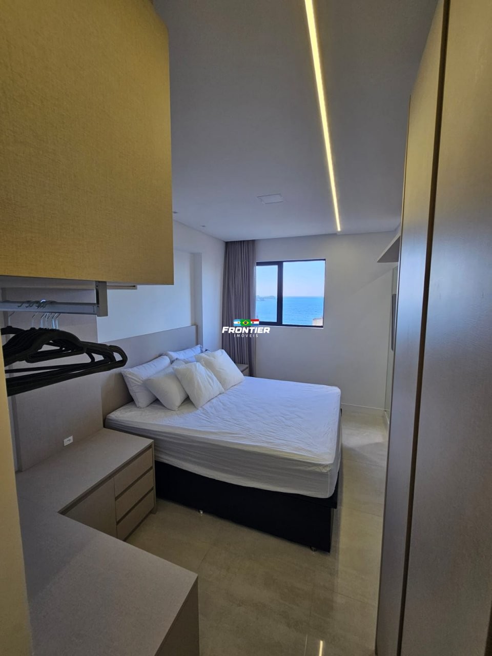 Apartamento em itapema vista mar permanente