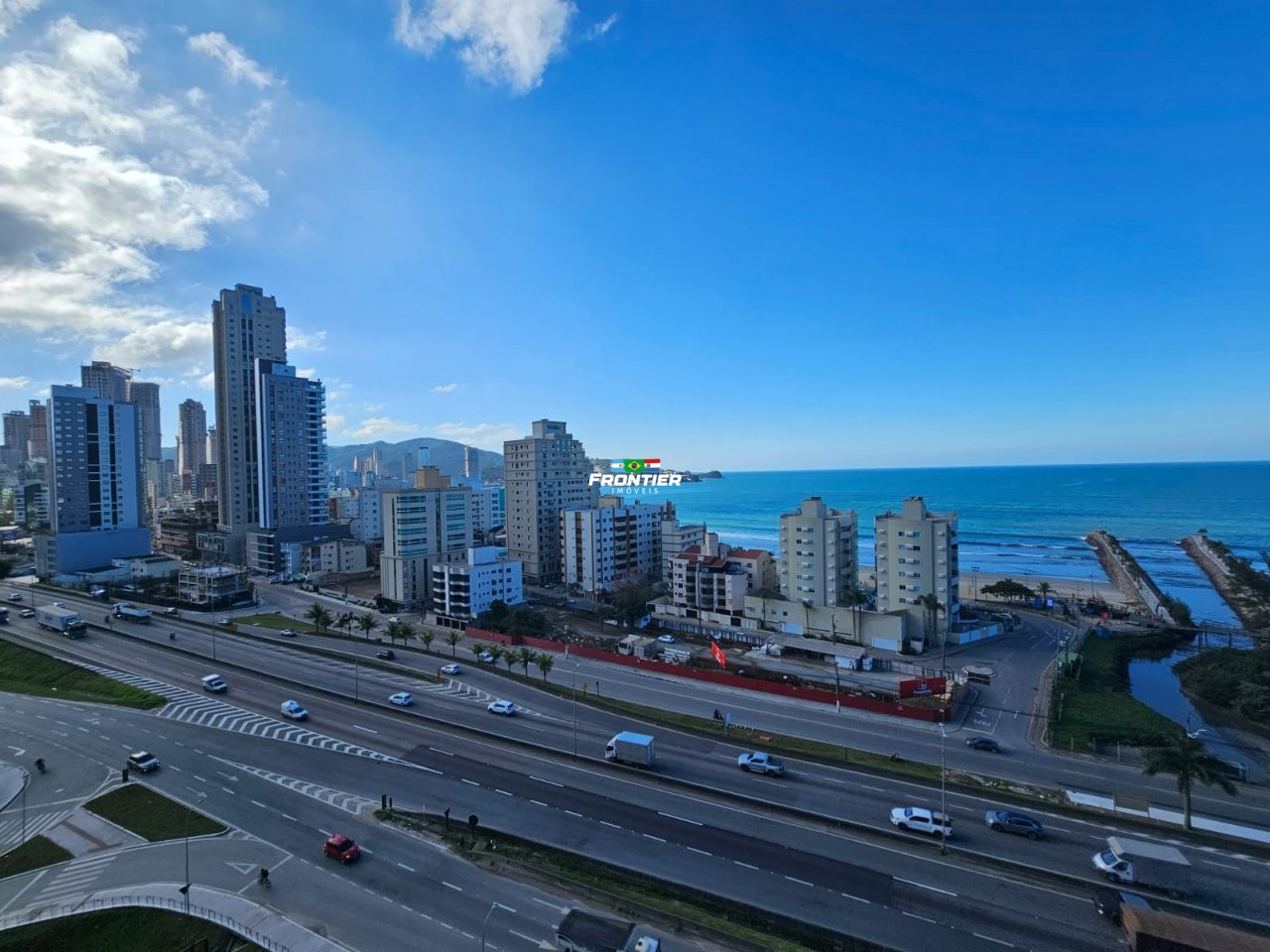 Apartamento em itapema vista mar permanente