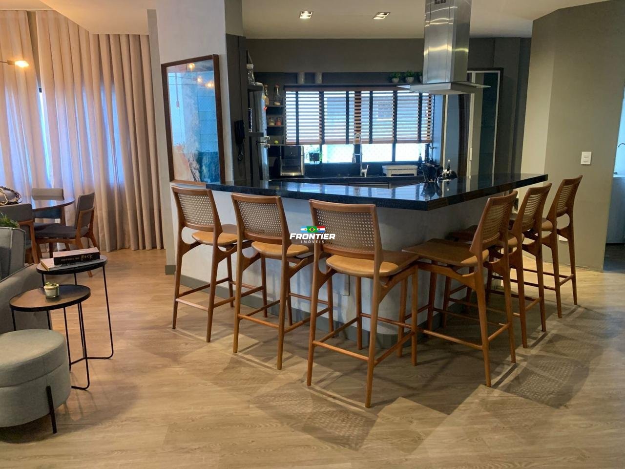 Loca��o anual Itapema SC.