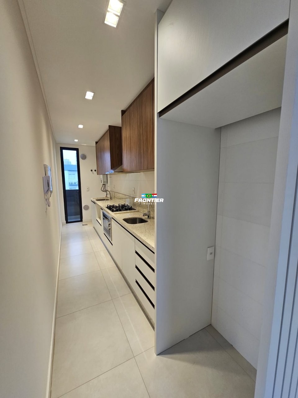 Loca��o anual  Porto Belo, 02 Su�tes