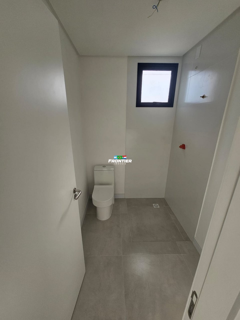 02 Su�tes pronto para morar em 100x, Porto Belo