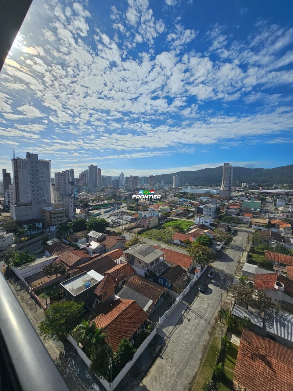 02 Su�tes pronto para morar em 100x, Porto Belo