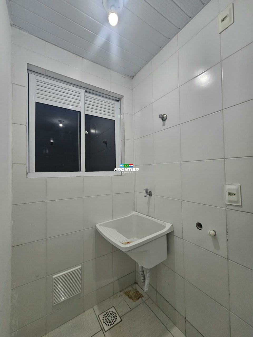 Loca��o anual Porto Belo  2 quartos