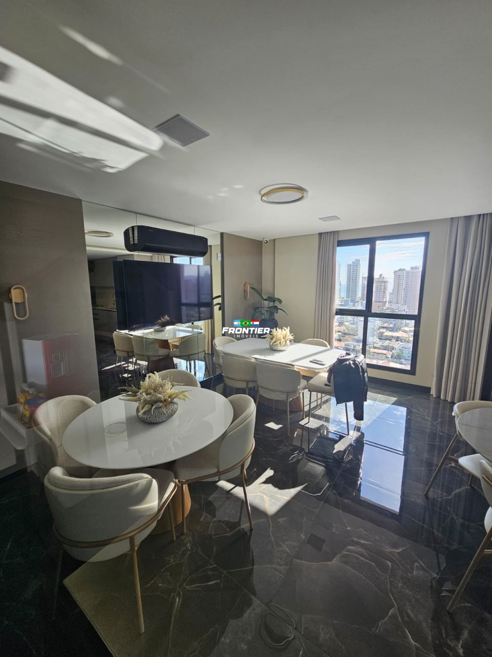 02 Su�tes Loca��o Anual Porto Belo SC