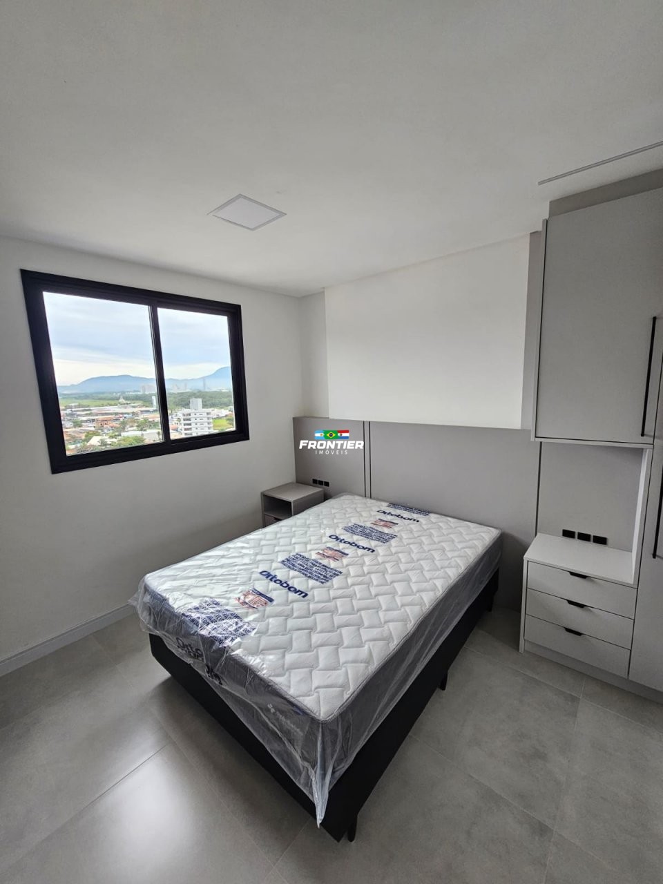 02 Su�tes mobiliado, Loca��o Anual Porto Belo SC