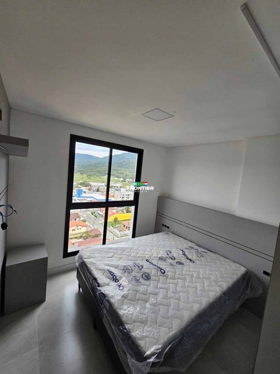 02 Su�tes mobiliado, Loca��o Anual Porto Belo SC