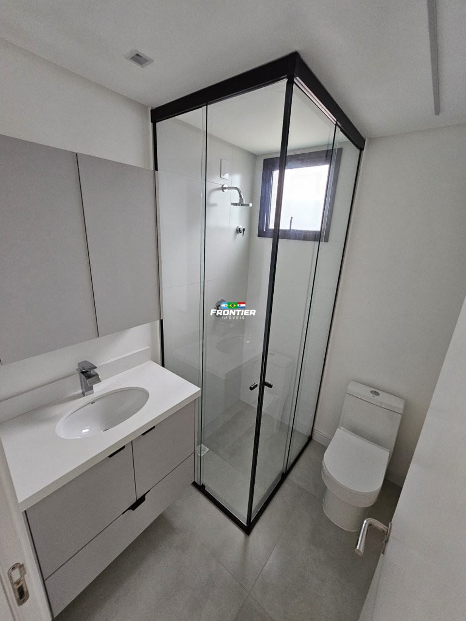 02 Su�tes mobiliado, Loca��o Anual Porto Belo SC