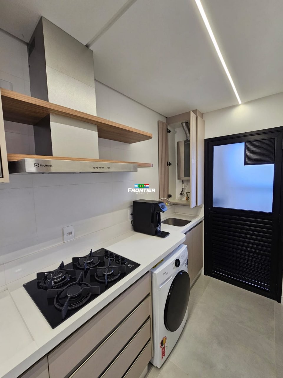 02 Su�tes mobiliado, Loca��o Anual Porto Belo SC